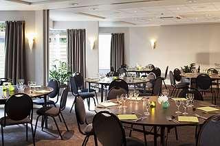 Hotel Escale Oceania Centre 3*